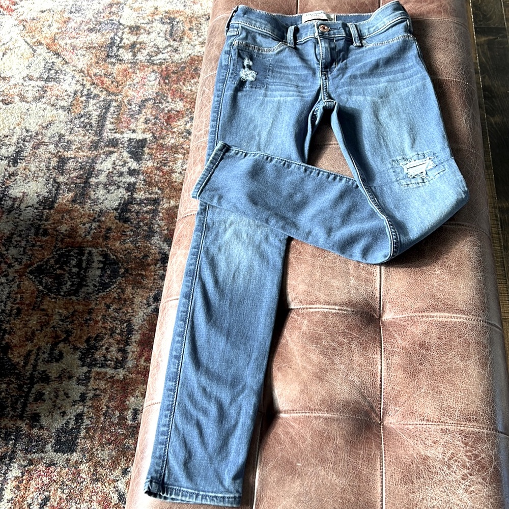 Abercrombie kids distressed jeggings